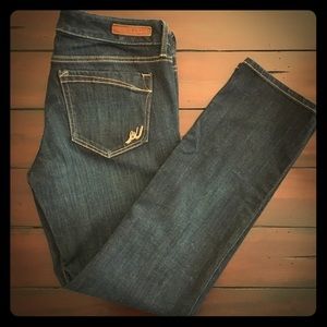 HOLD. Express Slim Jeans Dark Rinse (6 Short)